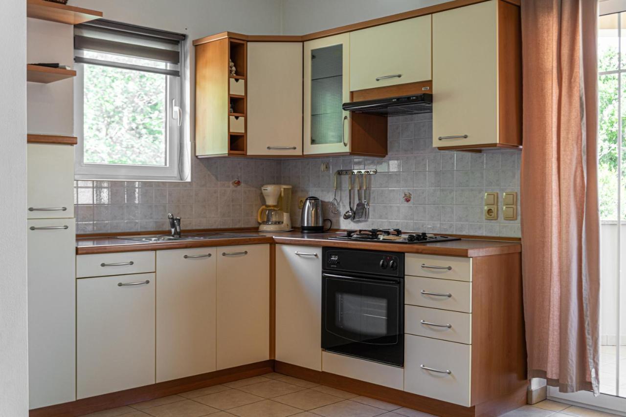 Apartments Kim Раб Екстериор снимка